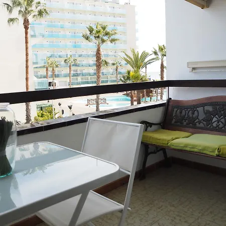 Ref. 205. Apart. Naranjos * Pineda de Mar