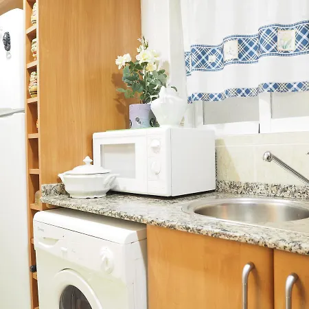 Ref. 205. Apart. Naranjos Pineda de Mar